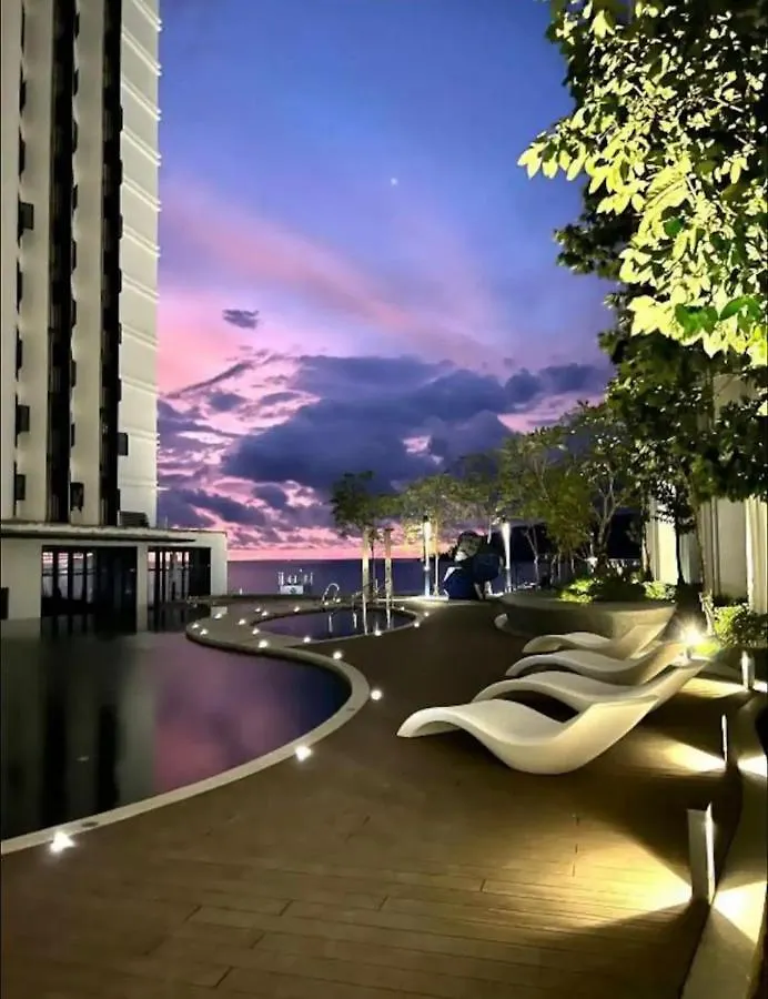 Kota Kinabalu City Centre @ The Shore By Casa Yolo شقة