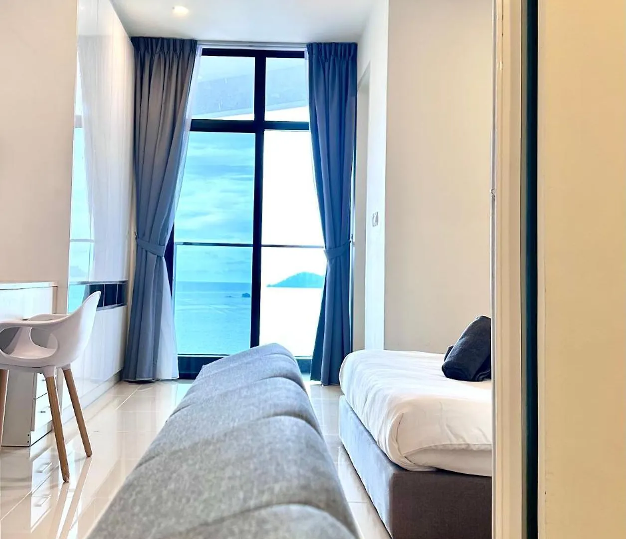 Kota Kinabalu City Centre @ The Shore By Casa Yolo شقة